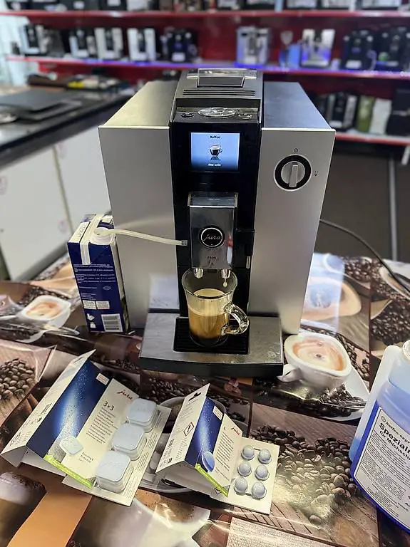 Jura F909 Frisch Revidiert