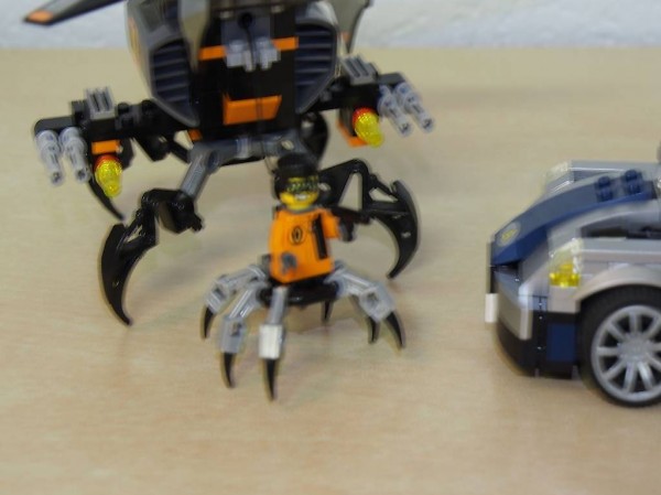 Lego Agents 8634 Mission 5 Auto, Hellikoper und Tor