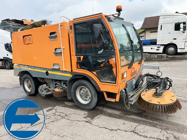 HOCHDORF MFH 5000 Arbeitsmaschine, Kehrmaschinen