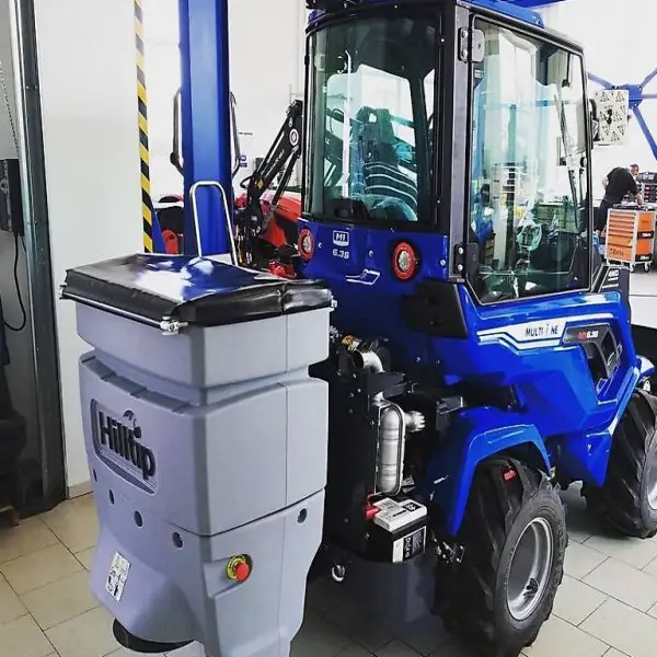  Hilltip Heckstreuer / Salzstreuer für Winterdienst