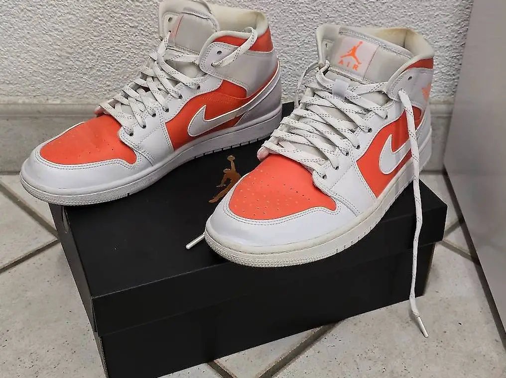 Jordan 1 Mid SE "Bright Citrus" Bright Citrus/White Gr 44.5