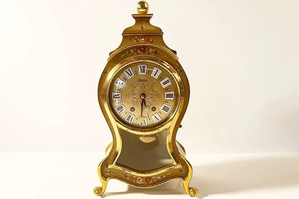 Neuenburger-Pendule URECH mit Konsole aus Holz