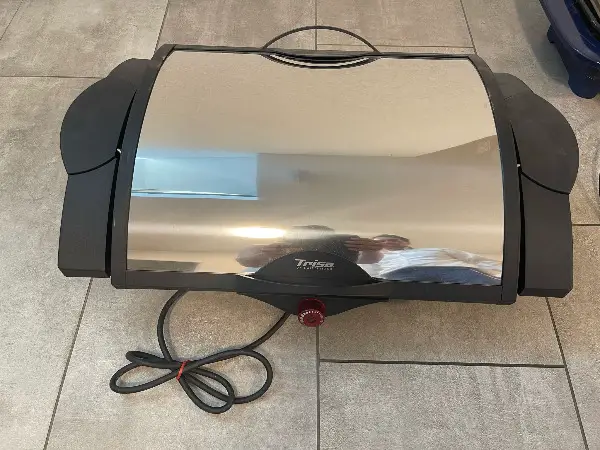 Trisa of Switzerland - Contact Grill (black/alu Design)