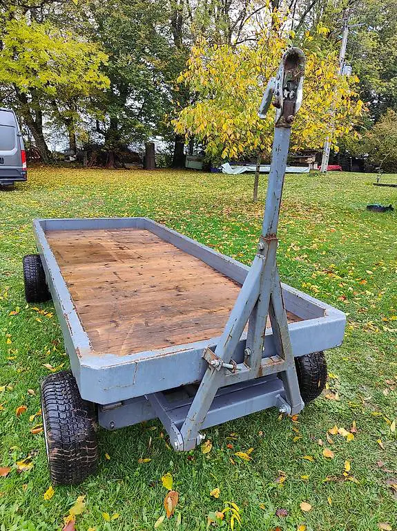 Anhänger, robust, massiv