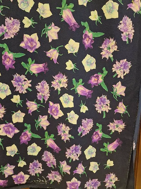 Seidenschal Fabric Frontline