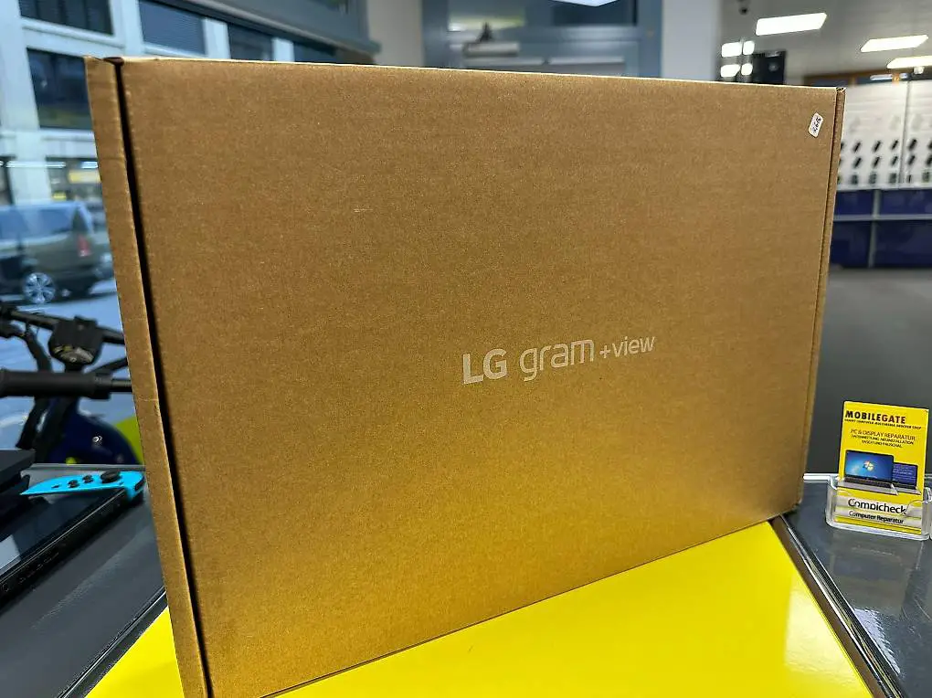 LG view Gram USB-C Laptop Mobile Display