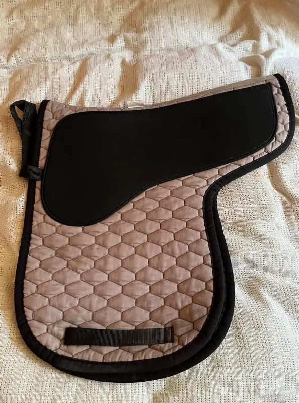 Satteldecke mit Moosgummi, nur auf der Oberseite