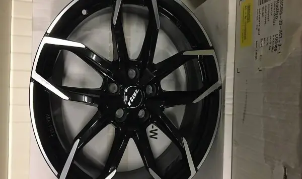  Alfa Romeo Alurad Lucca