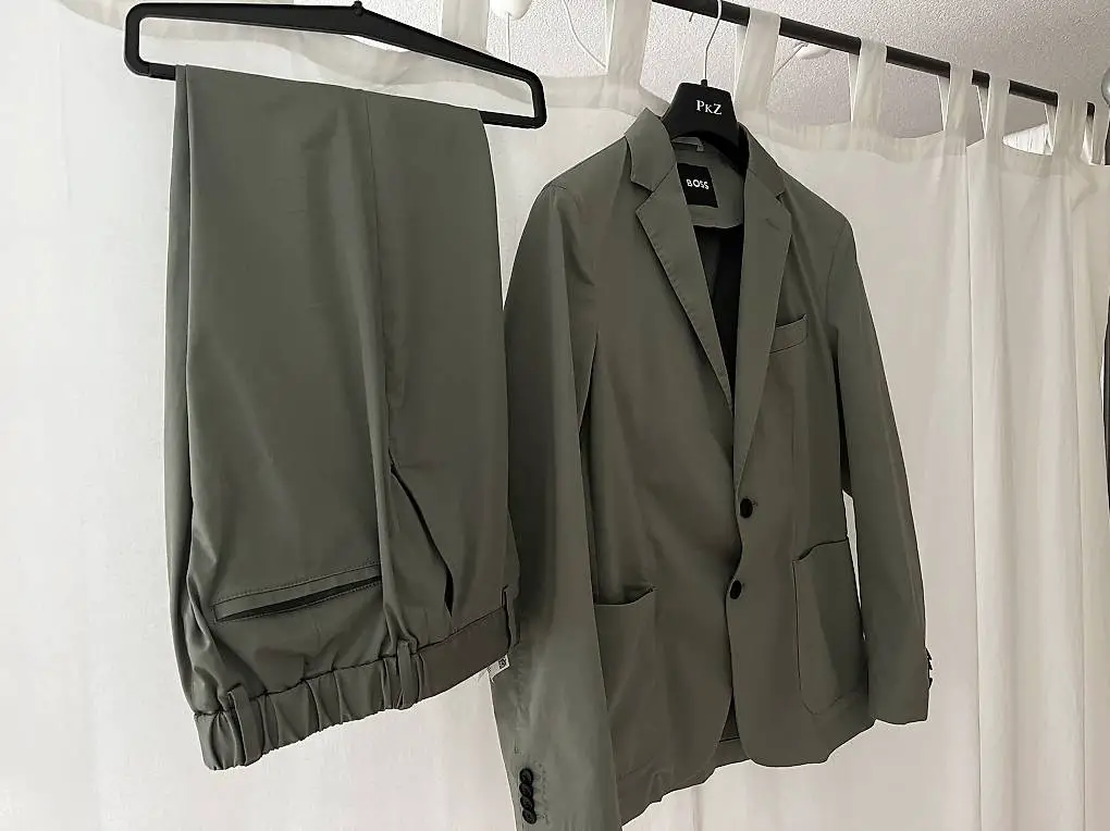 Boss Herren Anzug Gr. 46 - nur 1x getragen