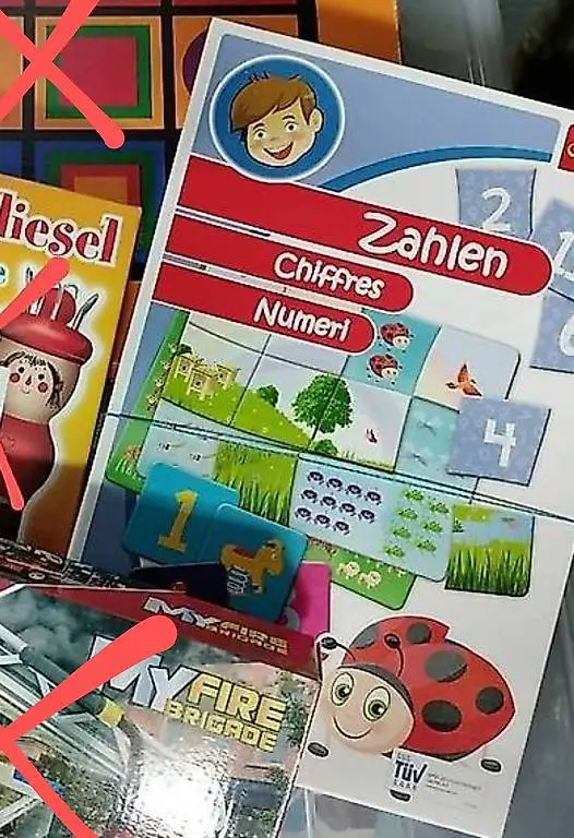 Spiele, Puzzles, Holzbahn/Zwirbel, Bücher Kind
