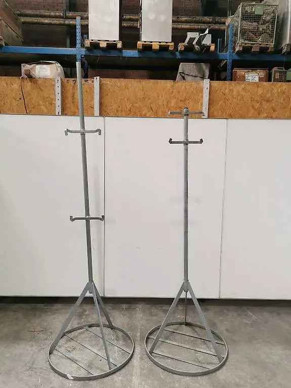 Ständer mit Rohr und Schilderhalterungen 2 Stück