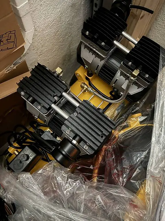 Kompressor - Stanley 50l + schlauchauroller neu