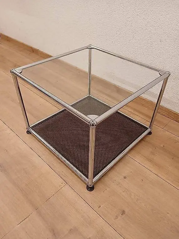 USM Haller Beistelltisch Glas 50×50 Schwarz #02