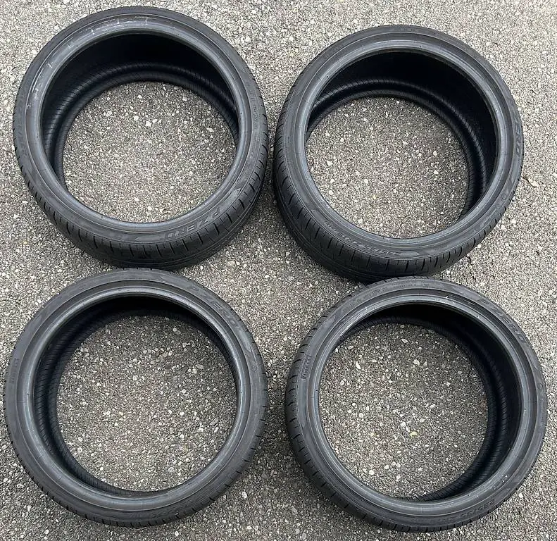 Pirelli PZero PZ4 Sommerreifen