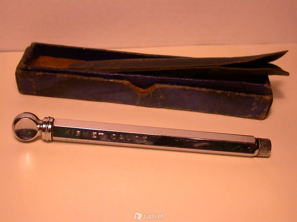 Oldtimer Reifendruck-Messgerät