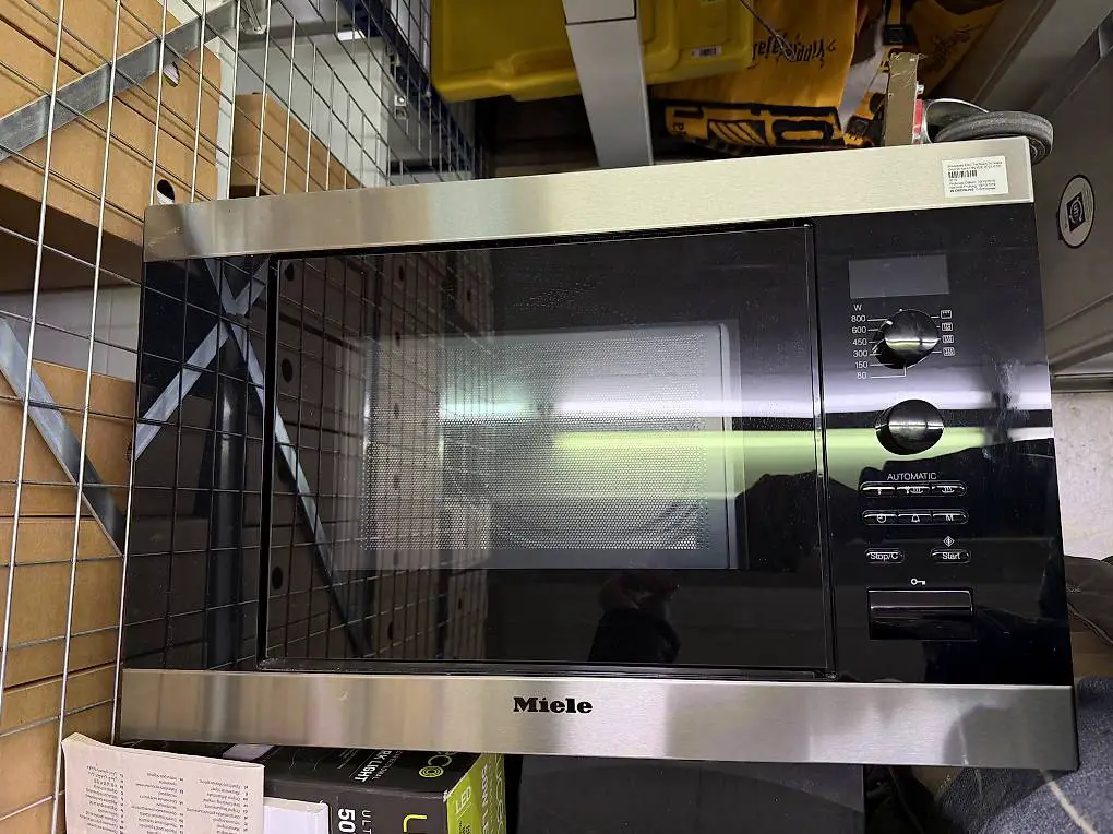 eingebauter Mikrowellenherd Miele
