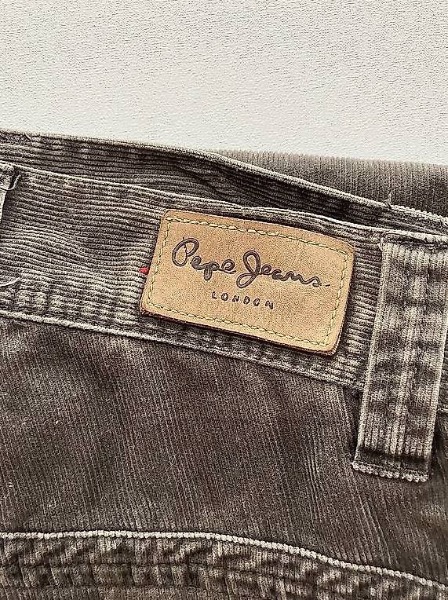 3 original Levis und Pepe Jeans