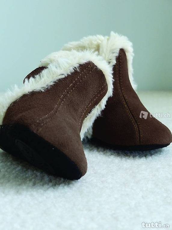 Neu + OVP: Braune Wildleder-Booties mit Fellfutter + Klett