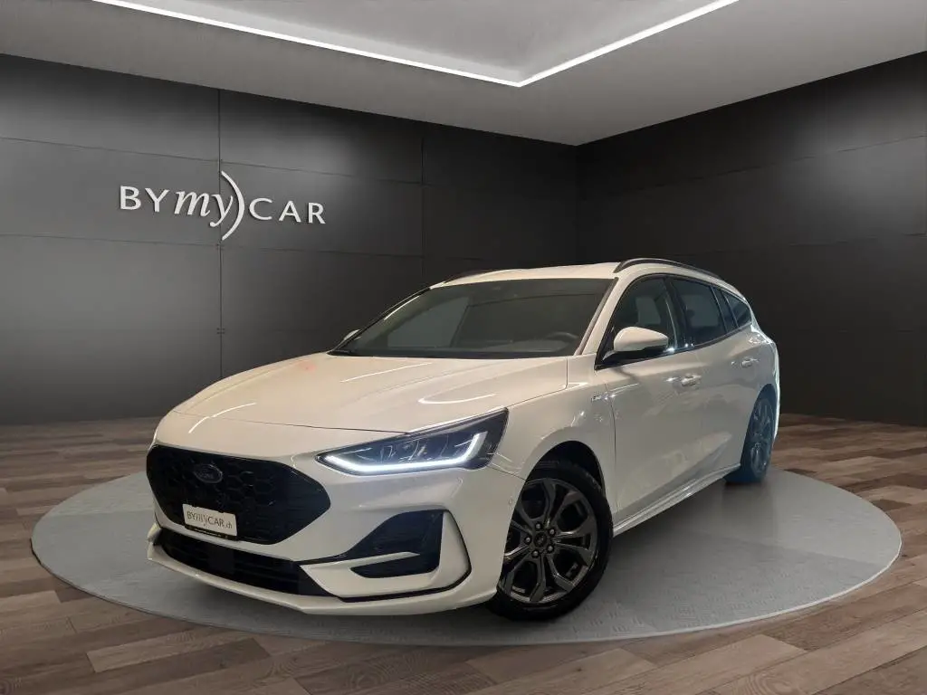 FORD Focus 1.0 MHEV ST-Line Automat