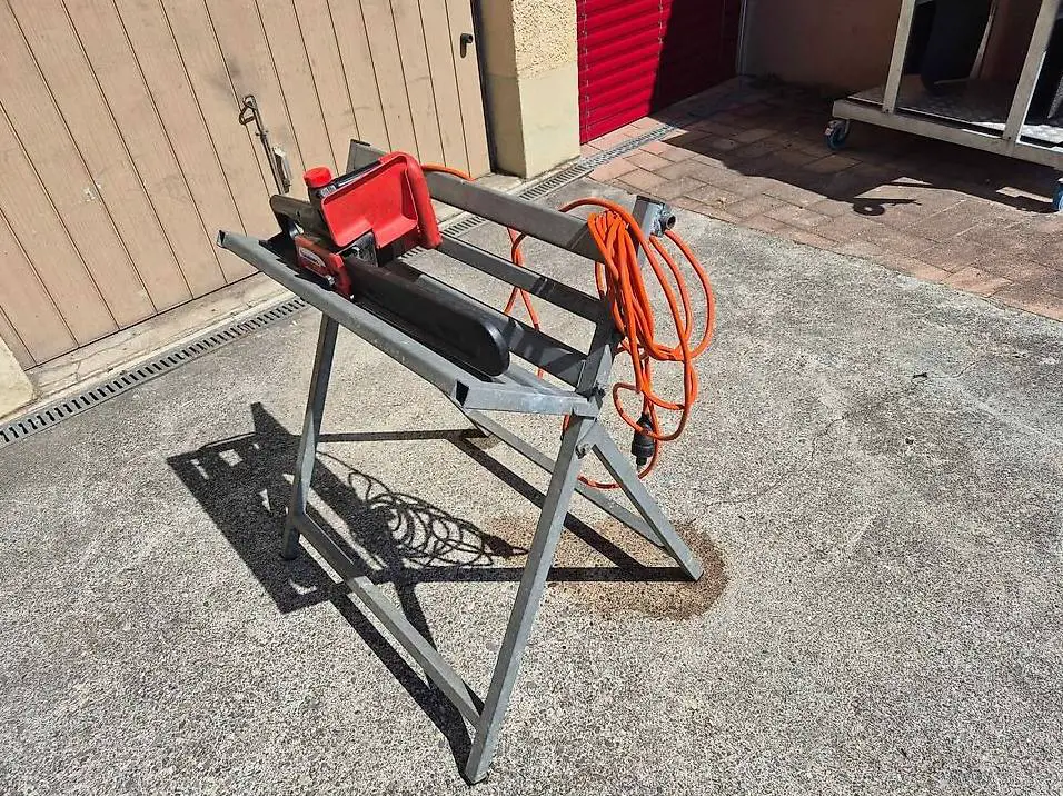 Kettensäge & Bock neue Ketten
