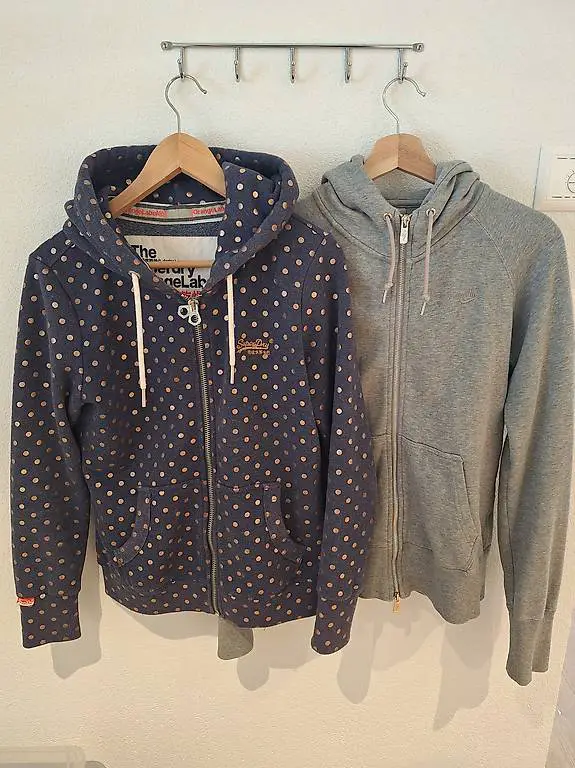 Sweatjacken von Superdry und Nike, Gr. M