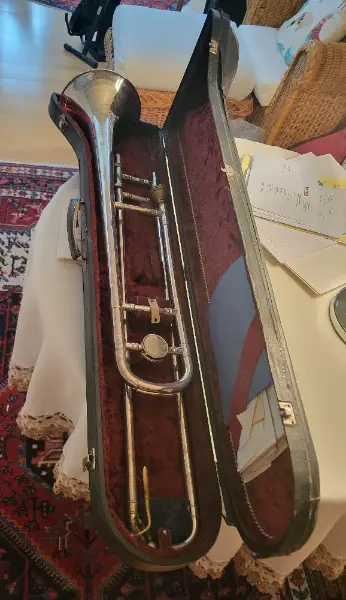 Zugposaune zu verschenken