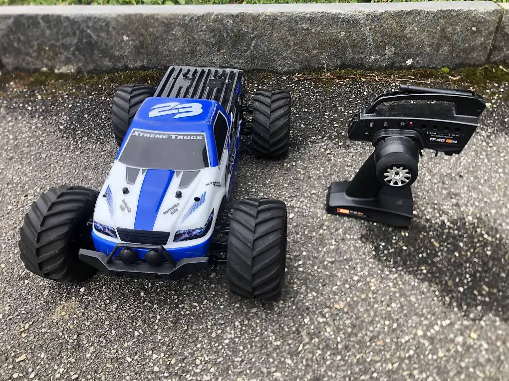 rc auto pirat mt2 4wd