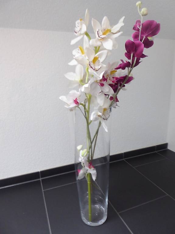 Blumenvase Deko Glas Vase original von Leonardo neu