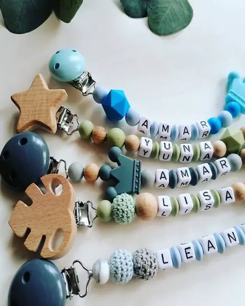 Nuggichetteli mit oder ohne Namen