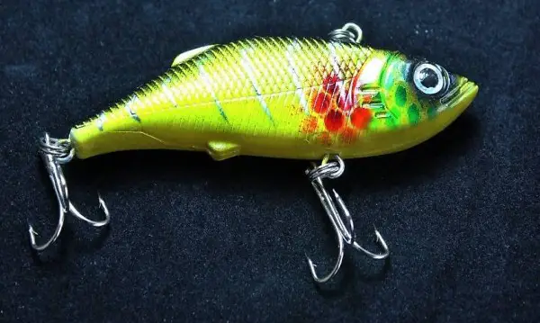  Portofrei 001 Wobbler Fisch Angel Kunst Köder Elritze Bait