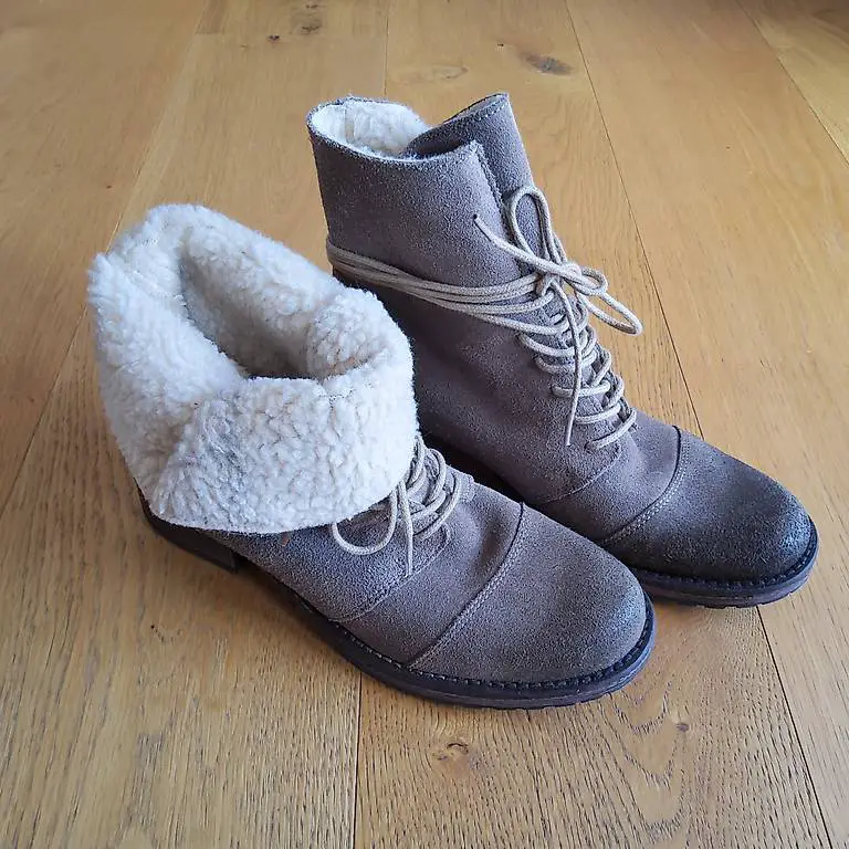 Coole Wildlederstiefel, Gr. 37