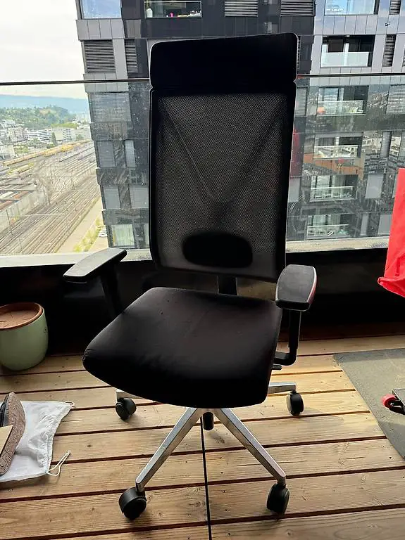 Girsberger Bürostuhl / Drehstuhl Yanos