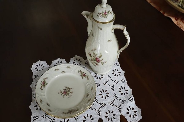 Alte Kaffekanne Rosenthal SANSSOUCI ELFENBEIN "MOOSROSE"