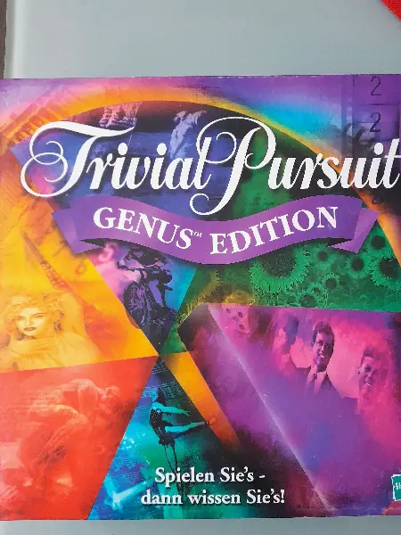 Trivial Pursuit Genius Edition