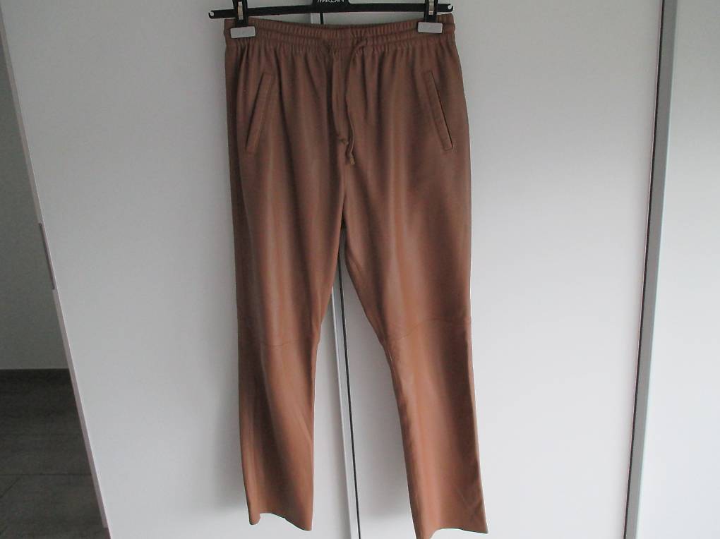 Lederhose i/Jogging-Look, caramel, Gr. 38 - NEU