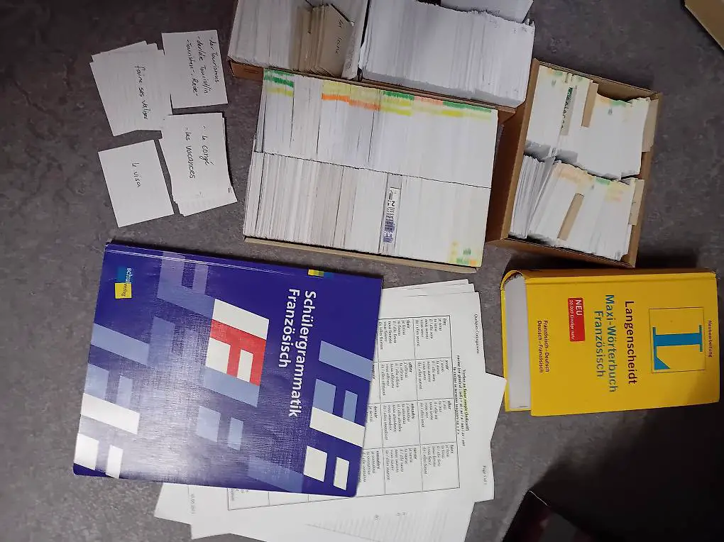 Zu verschenken: Französisch Karteikarten, Wörterbuch, Verb-