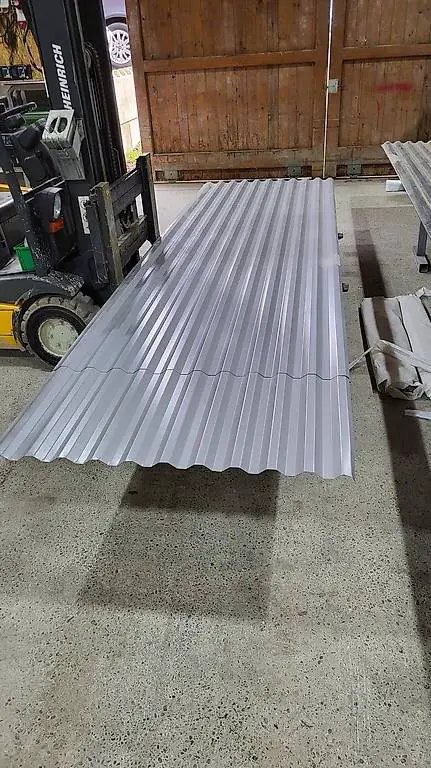 Trapezprofilblech Restposten weiss Aluminium