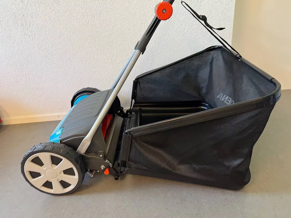 Neuer Rasenmäher Gardena Comfort 400 C