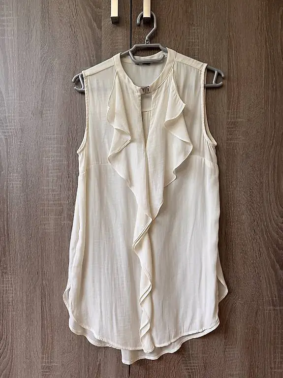 4 leichte Sommerblusen