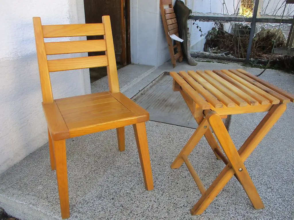 2x Kinder-Stuhl Klappstuhl Holz Garten Sitzplatz Spielzimmer