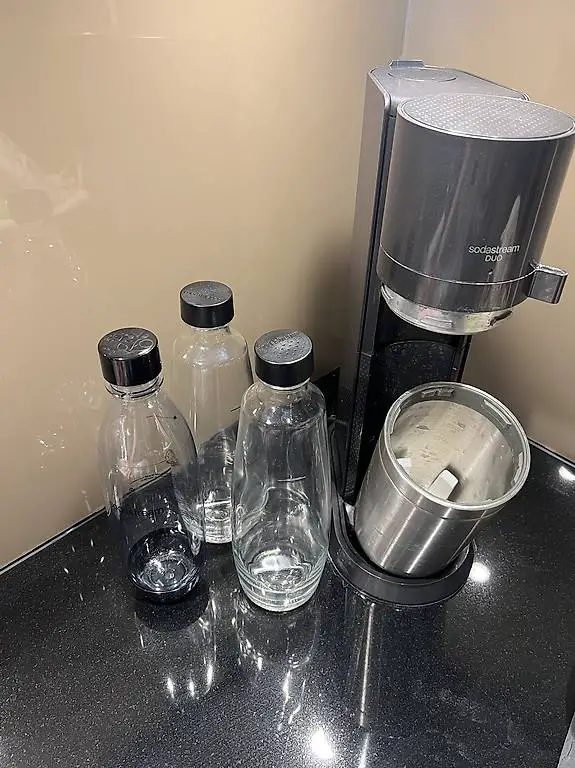 Soda Stream mit 3 Kartuschen zu verschenken