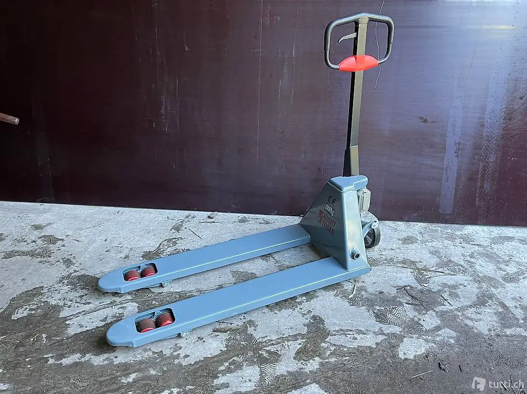  NEU: Hubwagen / Palettrolli, 2000kg