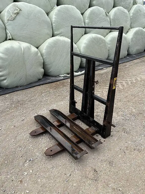 Palettengabel mit 3-Punktaufnahme