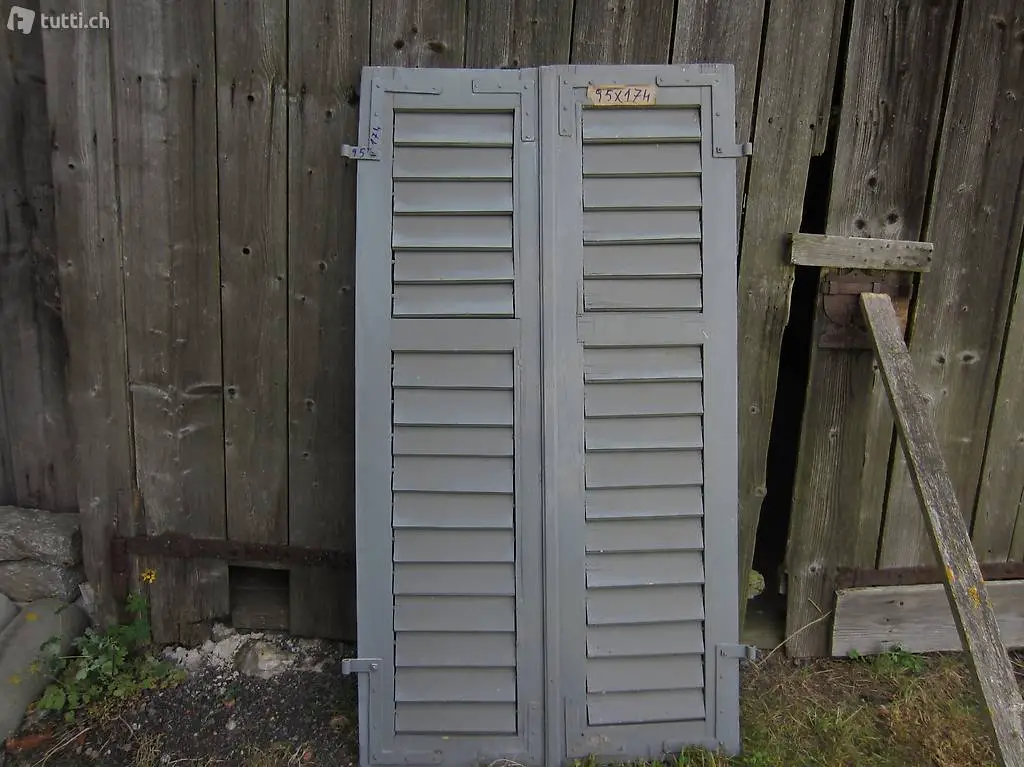 antike Balkonläden / Holzladen / Fensterladen / Balkonladen