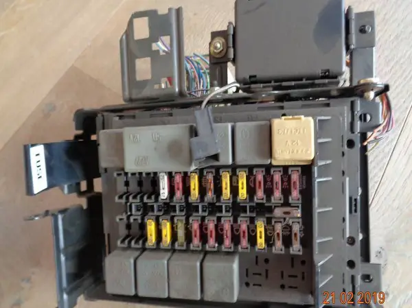 Fiat Tipo Tempra Sicherungskasten komplett