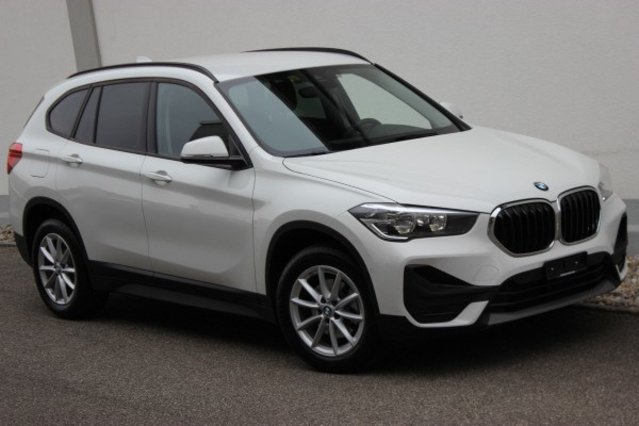 BMW X1 18d Essential Edition Steptronic
