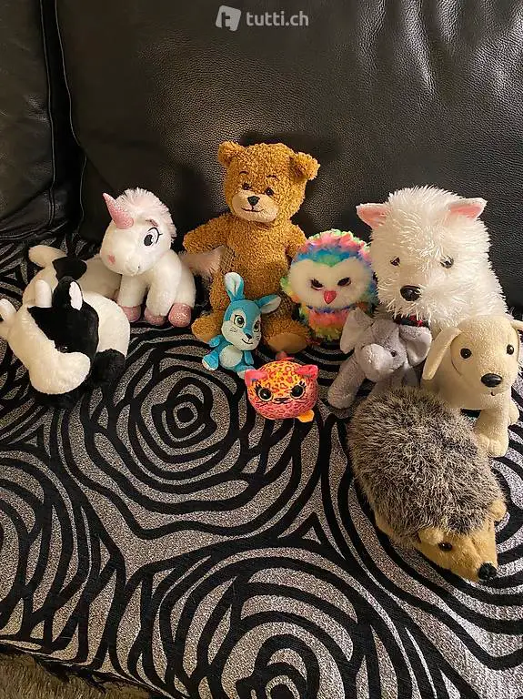 Verschiedene Plüschtiere Kuscheltiere