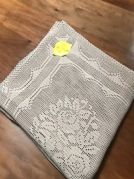 Tischtuch gehäkelt