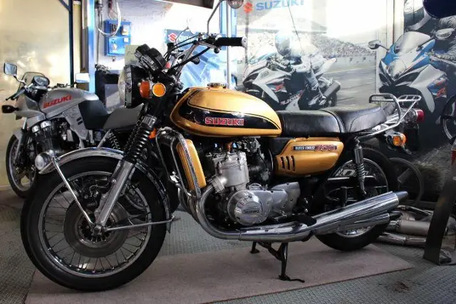 suzuki gt 750