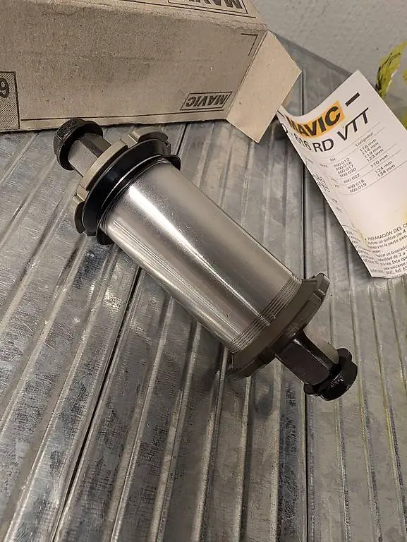 Neues Mavic Top Retro Innenlager 114er